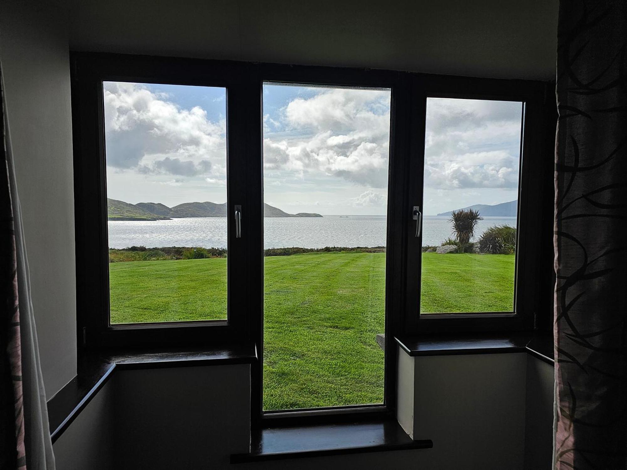 Fuchsia Lodge - New Luxury 5* Beachside Lodge With Sauna - 4 Beds Ensuite - Spectacular Location Waterville Exterior foto