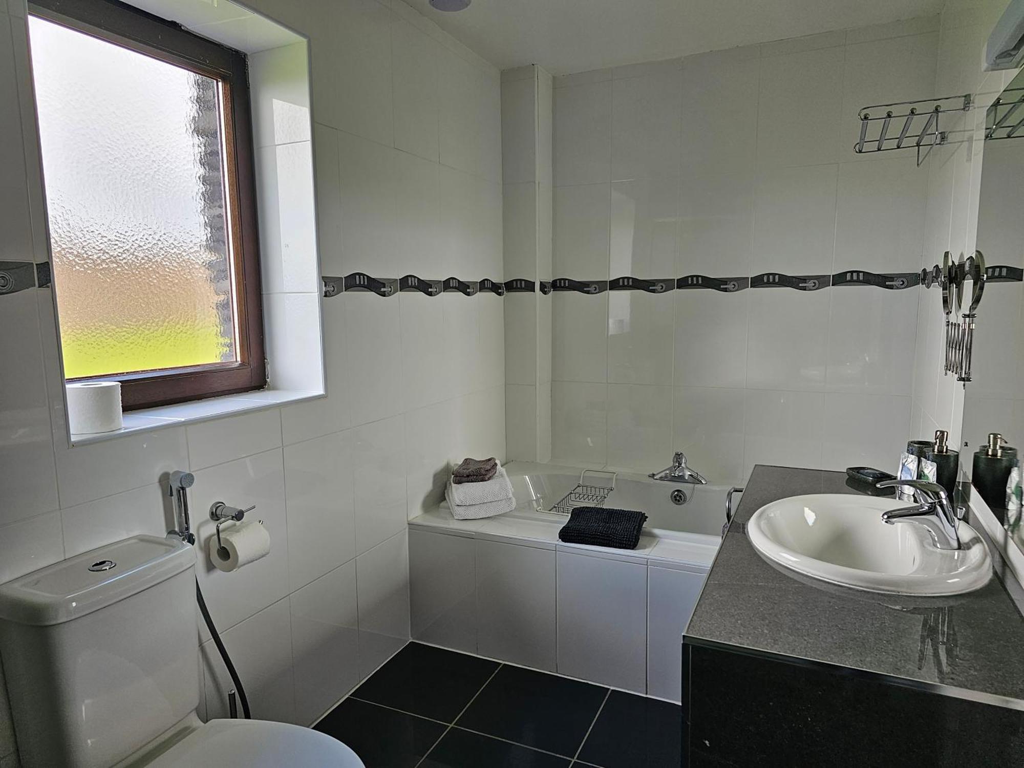Fuchsia Lodge - New Luxury 5* Beachside Lodge With Sauna - 4 Beds Ensuite - Spectacular Location Waterville Exterior foto