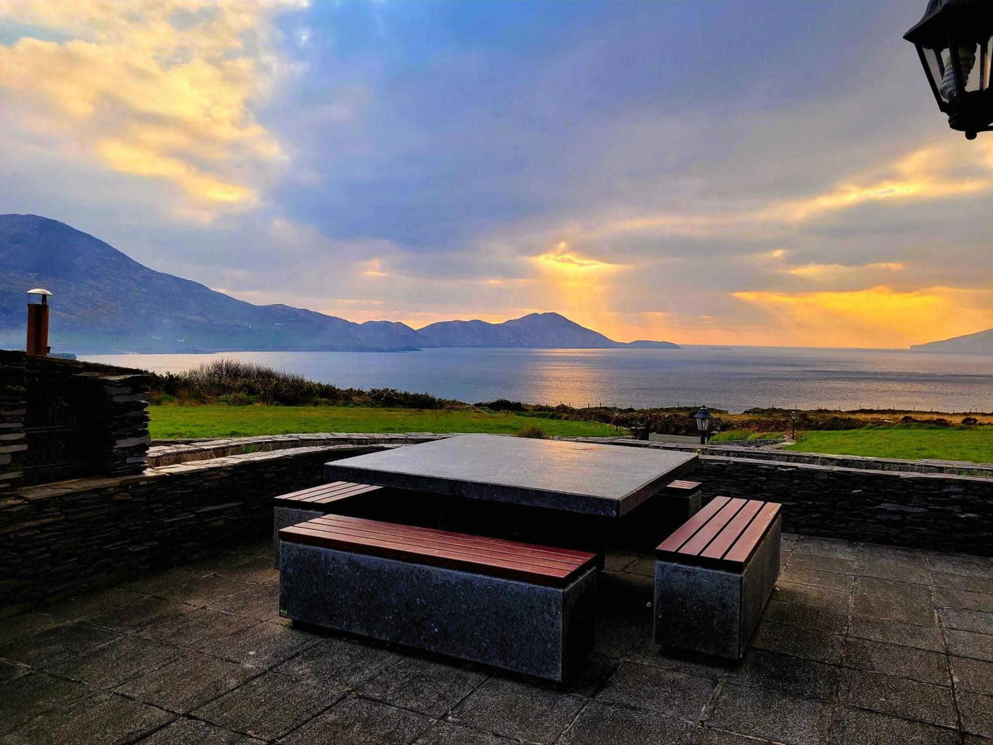 Fuchsia Lodge - New Luxury 5* Beachside Lodge With Sauna - 4 Beds Ensuite - Spectacular Location Waterville Exterior foto